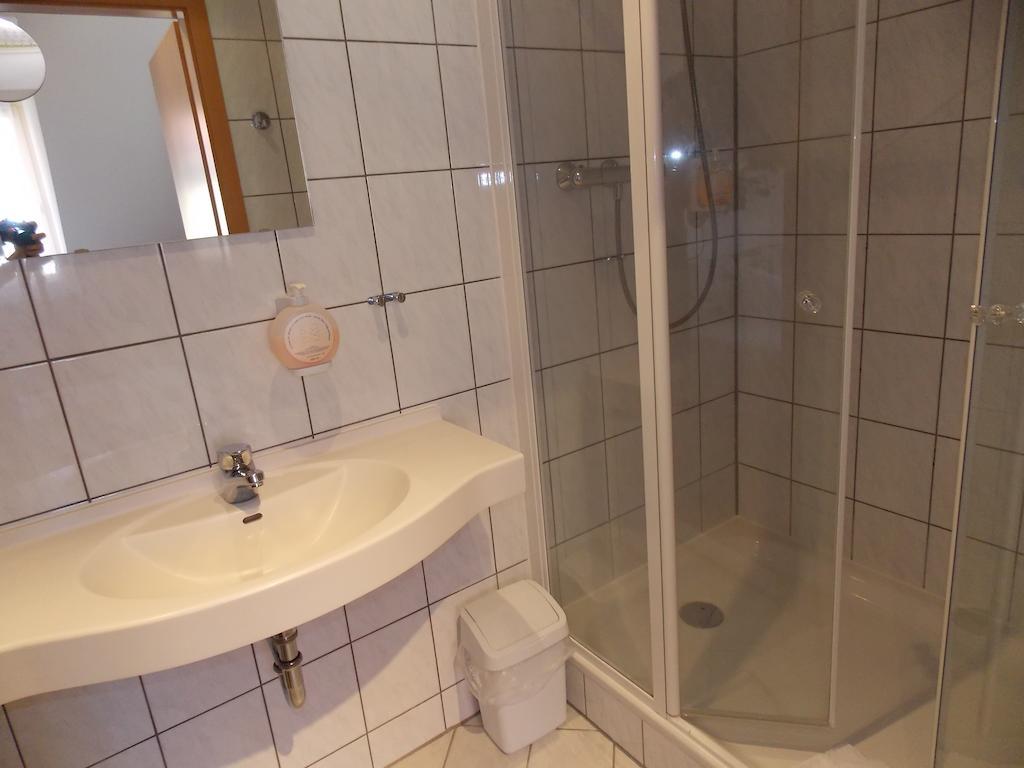 Gasthof Und Landhotel Zur Ausspanne Klipphausen Quarto foto